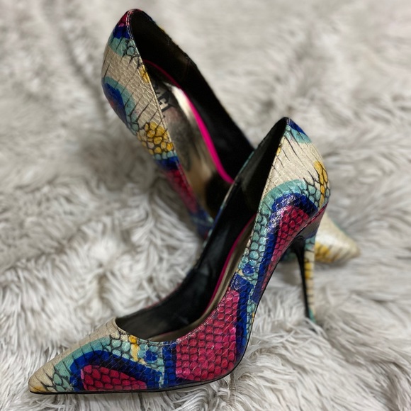 Colorful Pumps - Picture 2 of 4